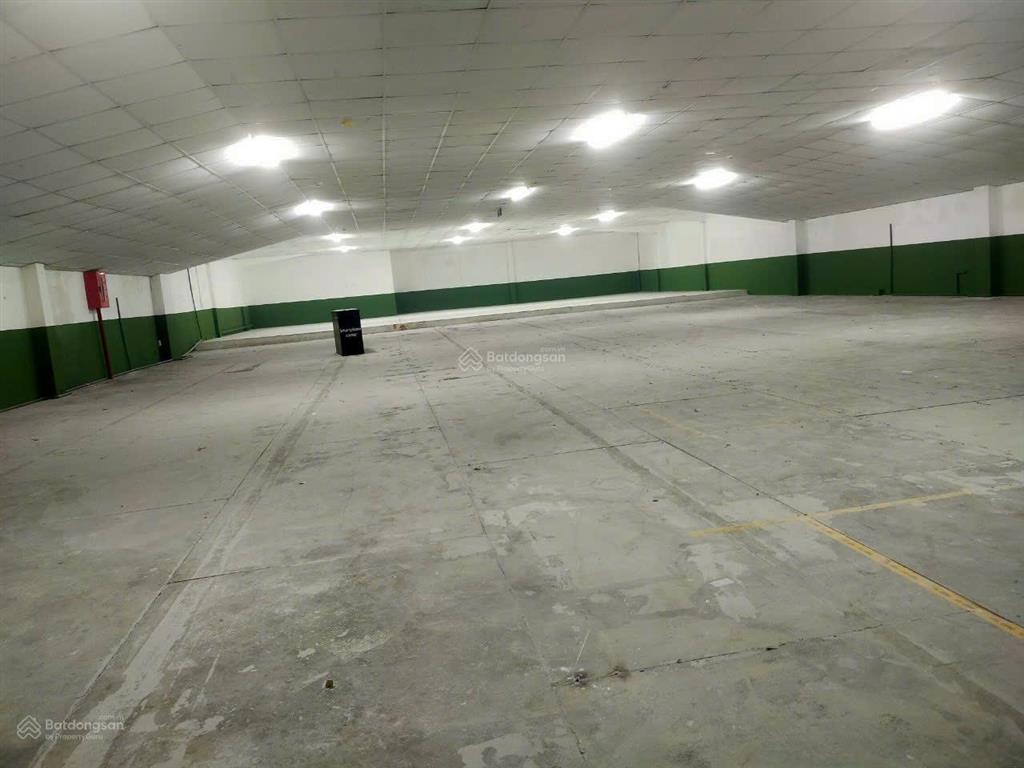 Cho thuê nhà xưởng 1700m2 đường hòa bình  thoại ngọc hầu, quận tân phú