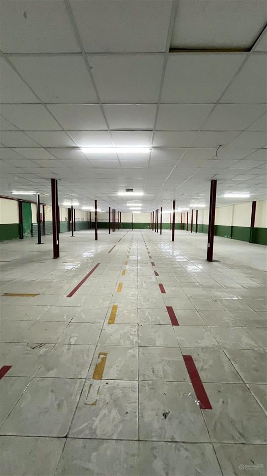 Cho thuê nhà xưởng 1700m2 đường hòa bình  thoại ngọc hầu, quận tân phú