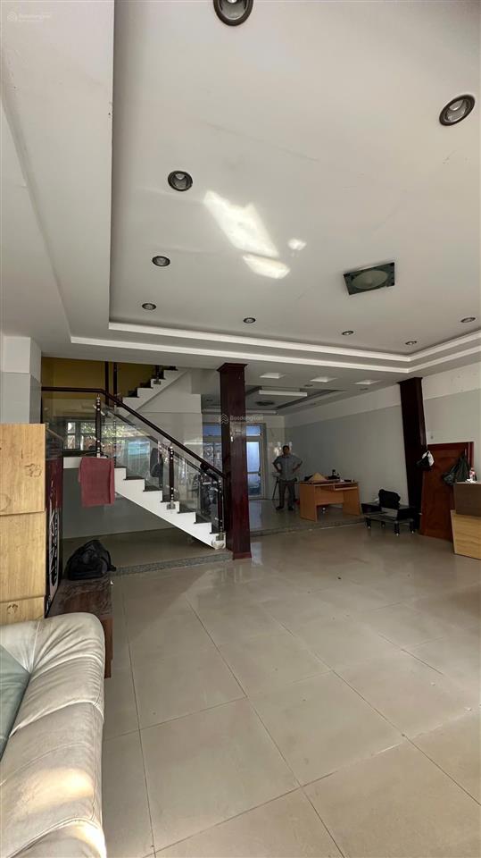 Cho thuê nhà biệt thự 7x20m đường nguyễn hữu dật  chế lan viên