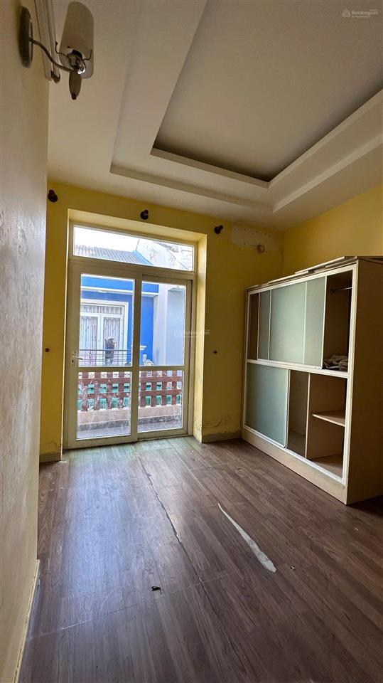 Cho thuê nhà biệt thự 7x20m đường nguyễn hữu dật  chế lan viên