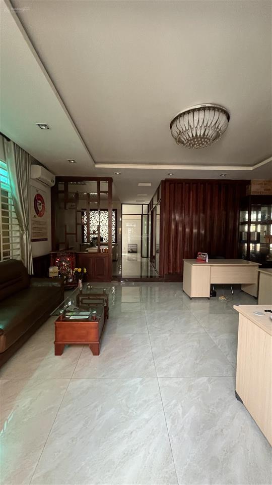 Cho thuê biệt thự 10x20m khu biệt thự ngọc đức  chế lan viên, tân phú