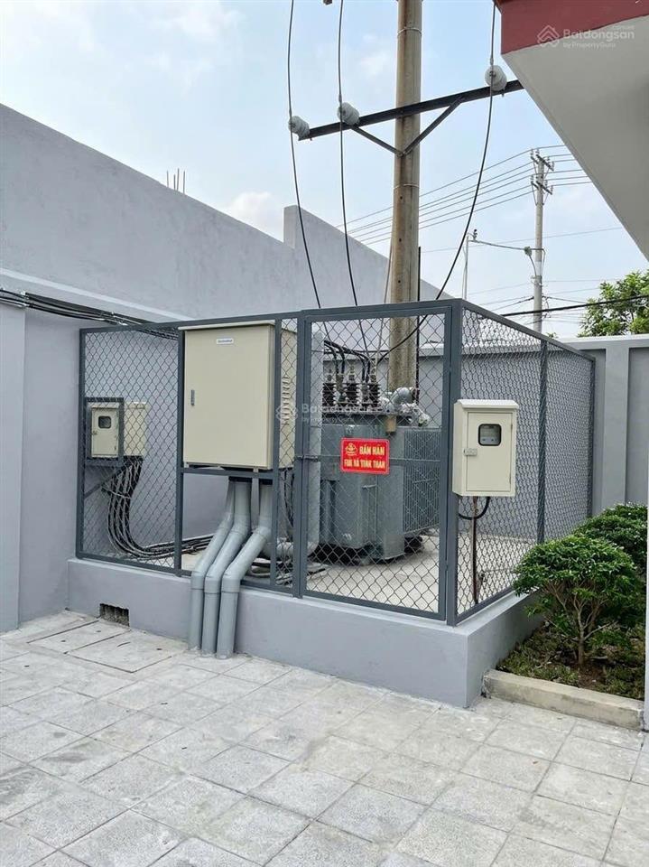 Cho thuê kho xưởng 8000m2 gần kcn vĩnh lộc có ngăn lẻ cho thuê