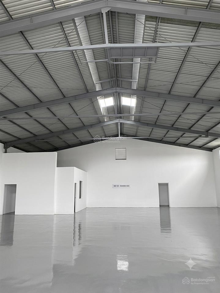 Cho thuê kho xưởng 570m2 (15x38m) gần siêu thị eon mall tân phú