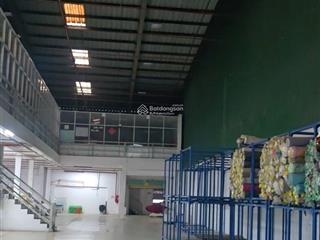 Cho thuê kho xưởng 1400m2 gần kcn tân bình, có pccc, đường công