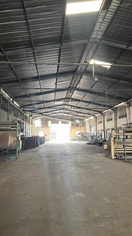 Cho thuê cụm kho xưởng 8000m2 phan văn hớn, quận 12 có pccc
