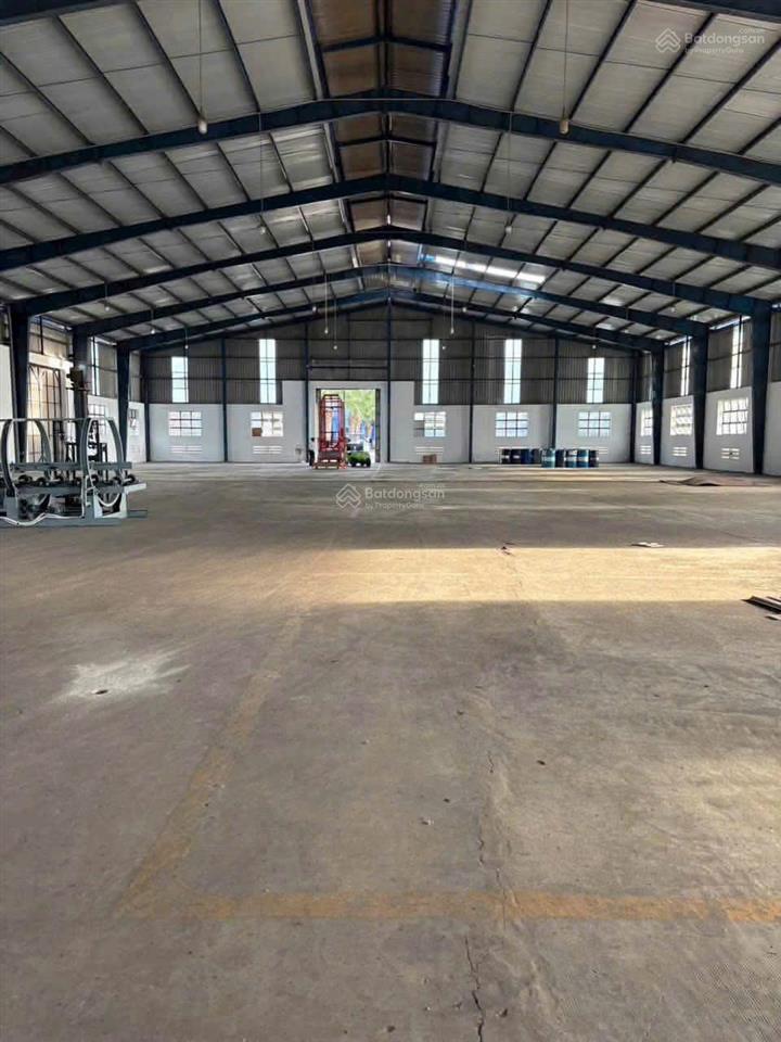 Cho thuê kho xưởng 2300m2 gần kcn vĩnh lộc, có pccc nghiệm thu