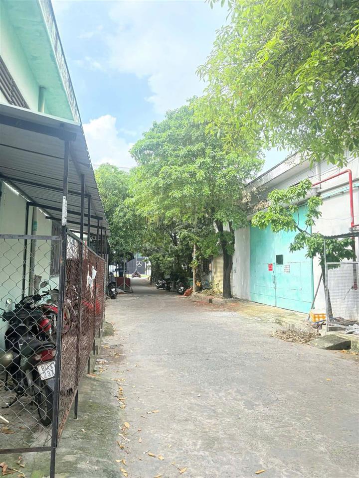 Cho thuê kho xưởng 1062m2 đường bờ bao tân thắng, siêu thị aeon tân phú