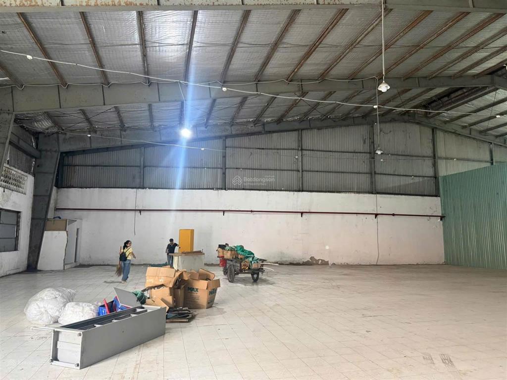 Cho thuê kho xưởng 650m2 đường phan huy ích, có pccc, đường công
