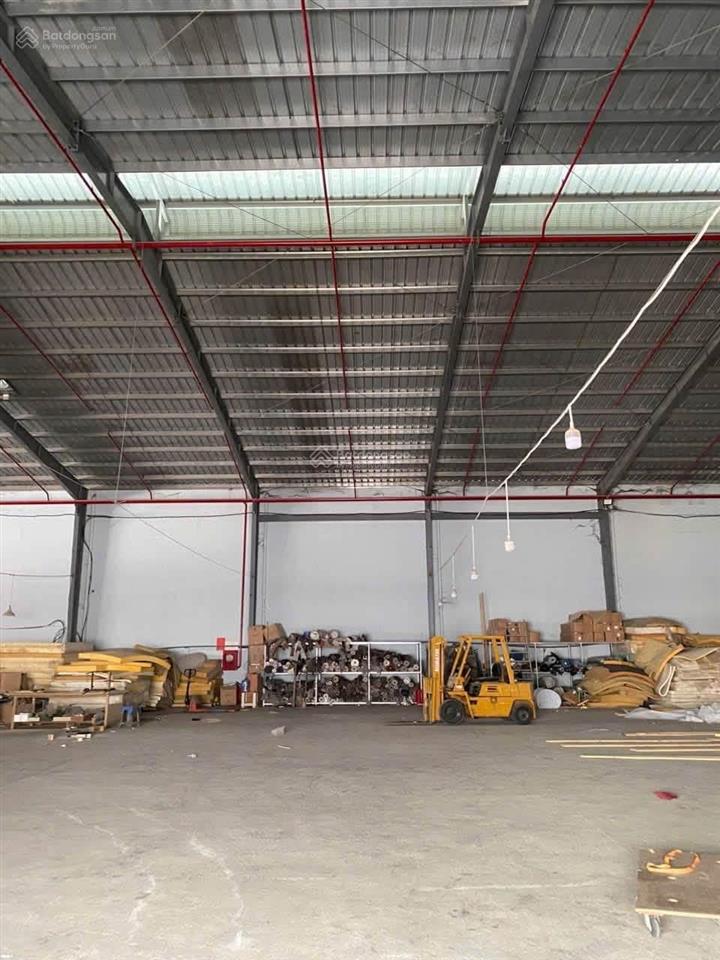 Cho thuê kho chứa hàng 550m2 trong cụm kho phường tân sơn nhì, tp.hcm