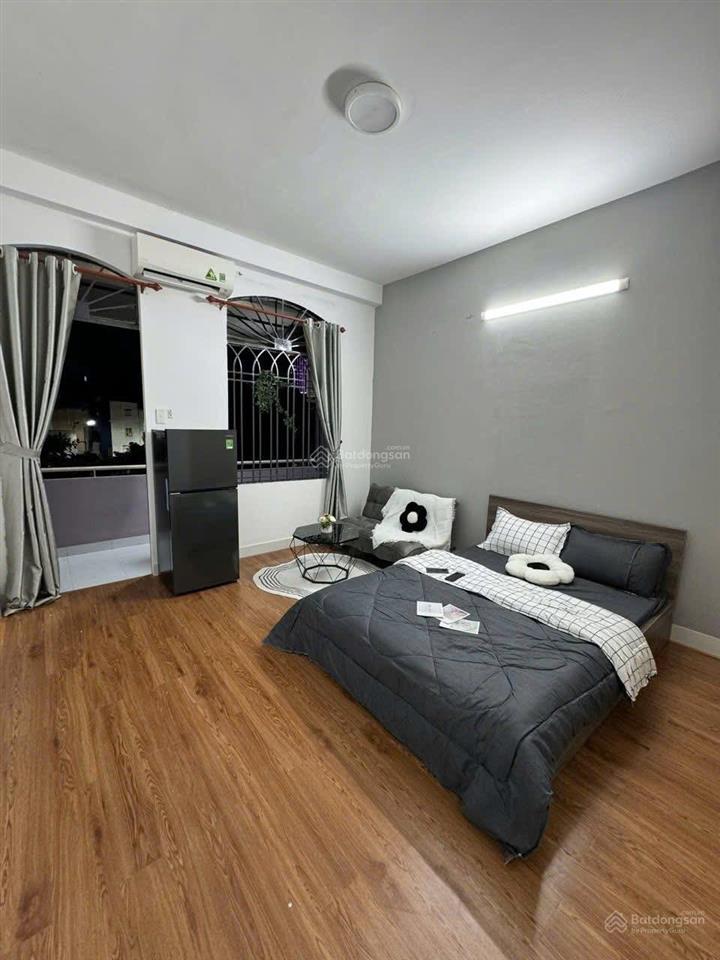 Bán tòa nhà chdv nguyễn trãi  quận 1