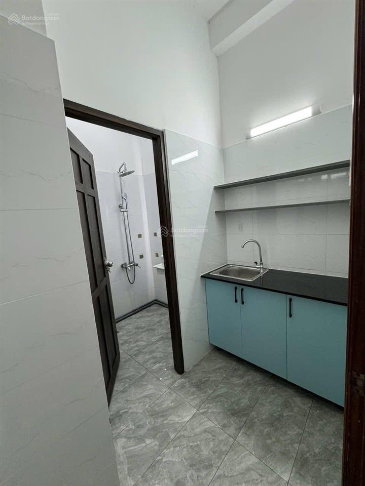 Bán tòa nhà chdv nguyễn trãi  quận 1