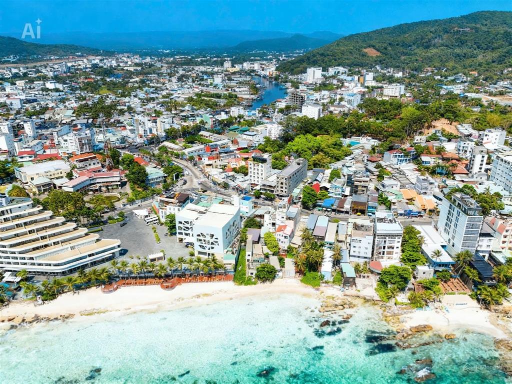 Bán 200m2 mặt tiền trần hưng đạo cách chợ đêm 100m, mt 7.25m 121m2 thổ cư sản phẩm khan hiếm