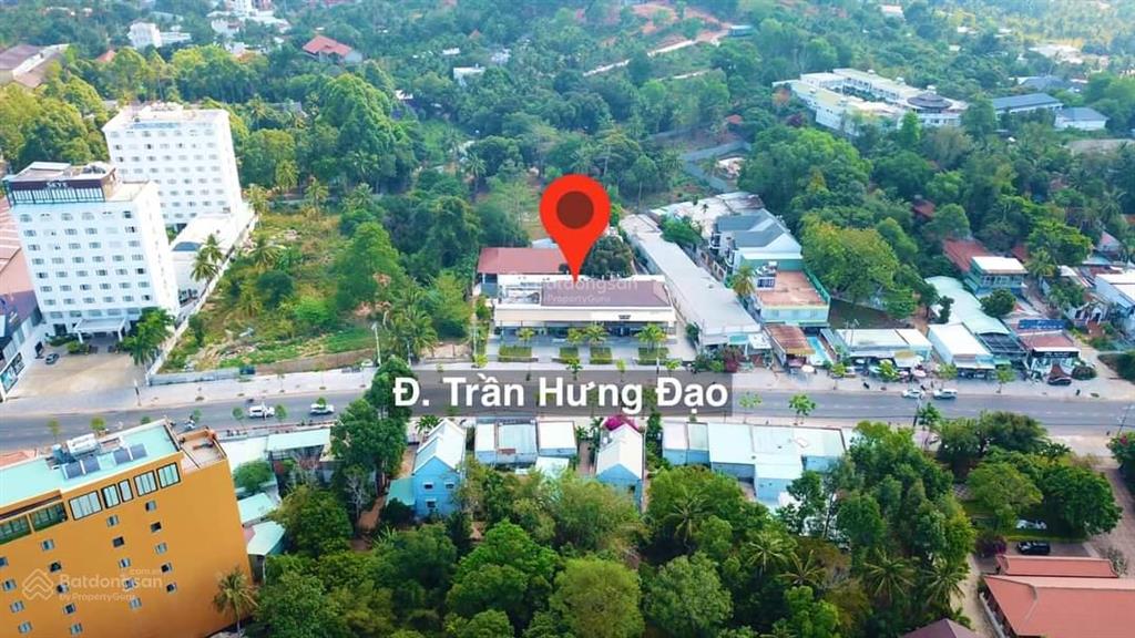 Bán 3.755m2 đẹp mặt tiền trần hưng đạo phú quốc ngang 70m có 3.000m2 tmdv