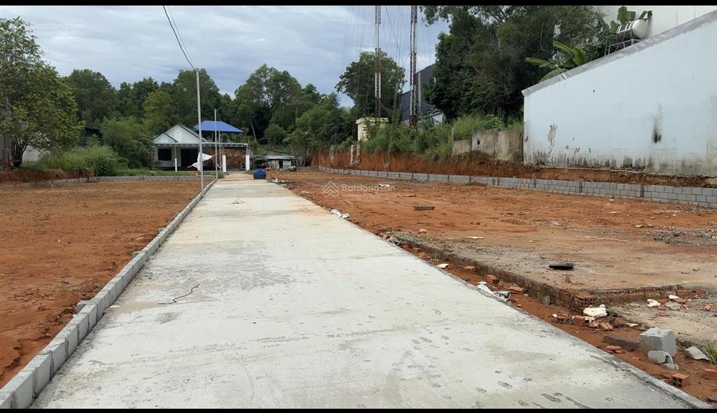 Bán 1010m2 đất 2 mt dương đông  cửa cạn, phú quốc qh chỉnh trang xây 7 tầng giá 17,5 tỷ