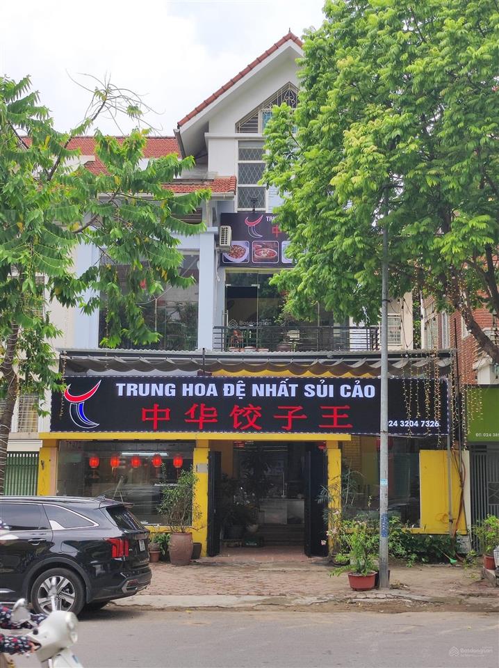 Cho thuê nhà mặt phố hoàng cầu,đống đa 80mx4t, mt 15m làm cafe, nhà hàng, showrom, salon....