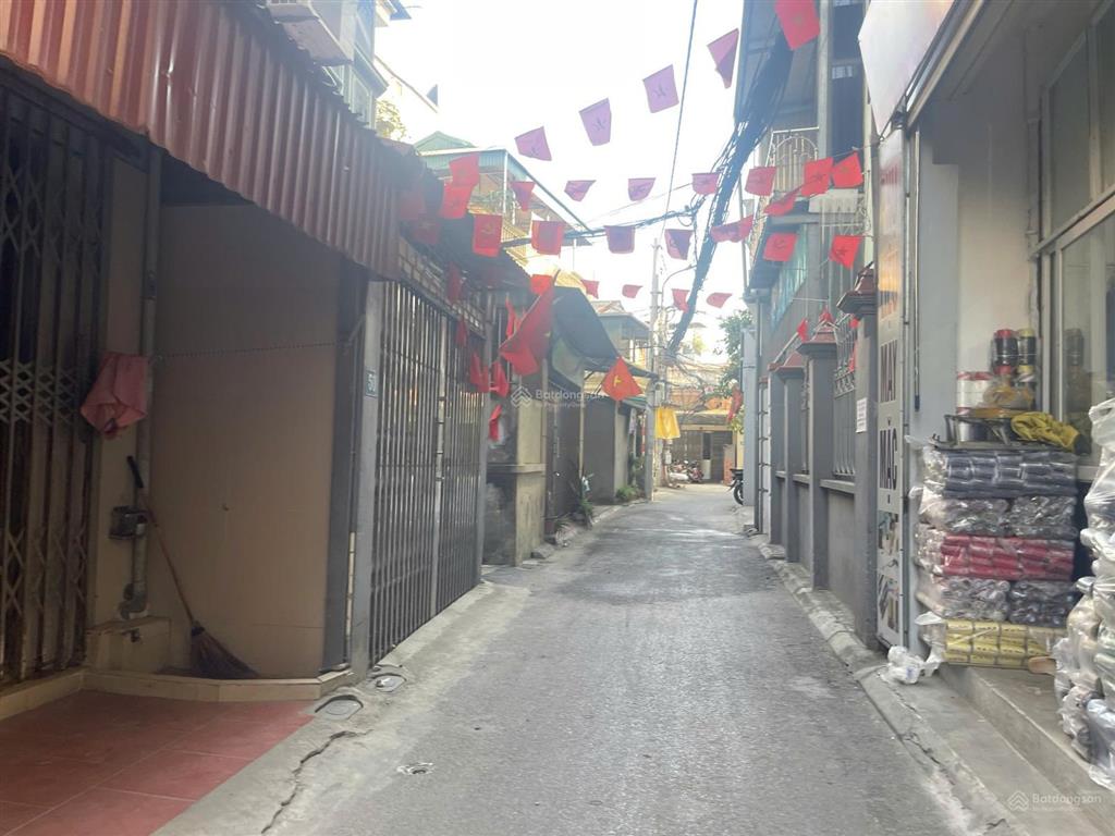 Bán đất ngõ 96 thượng thanh, khu dân trí, yên tĩnh, phù hợp gia đình trẻ định cư lâu dài