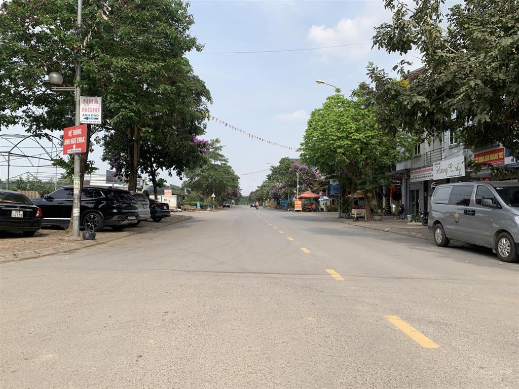 Bán đất mặt phố nguyễn khiêm ích gần ngay quận ủy gia lâm, gần hồ điều hòa, kinh doanh cực tốt