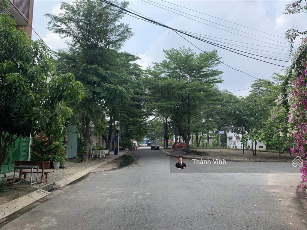 Cần bán nền btsl khu dân cư minh tuấn 10m x 25m đường thông đỗ xuân hợp,giá chỉ 105 triệu/m2.