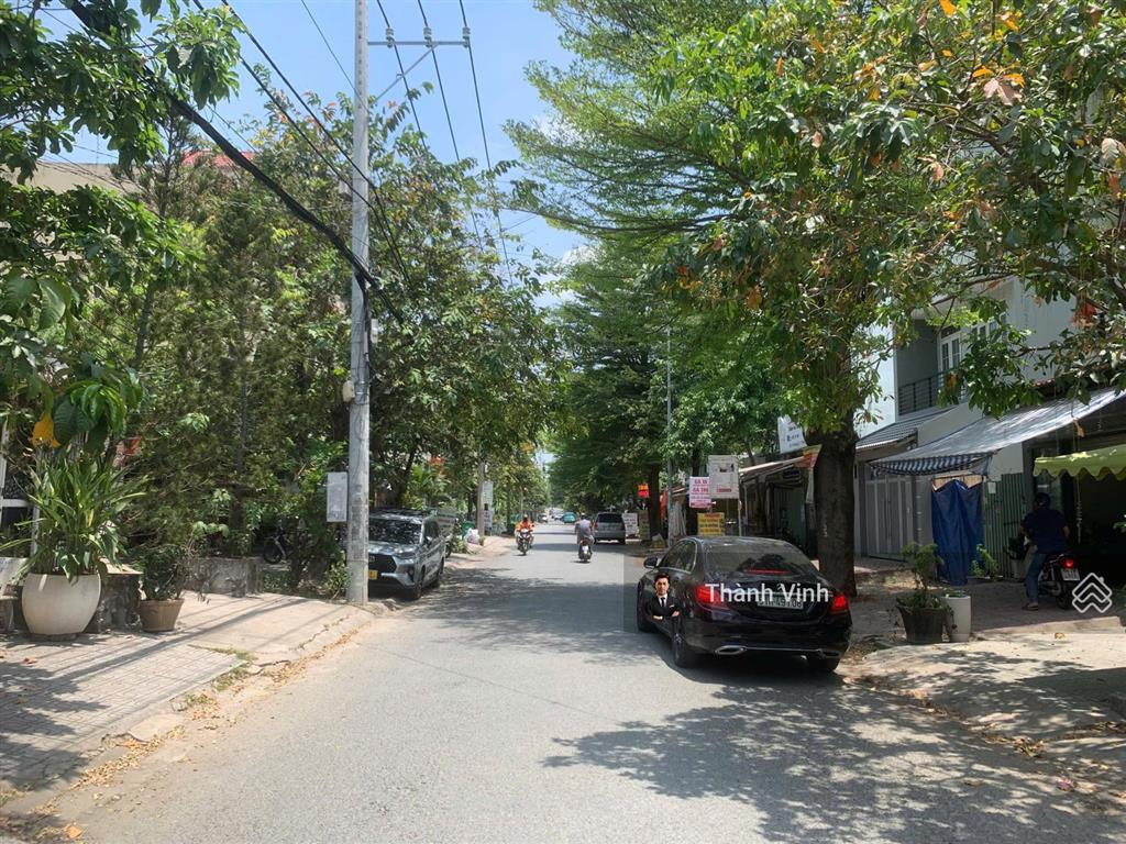 Bán đất mặt tiền đường d3 rộng 16m kinh doanh sầm uất, 4.5x20m đông nam, sổ đỏ riêng
