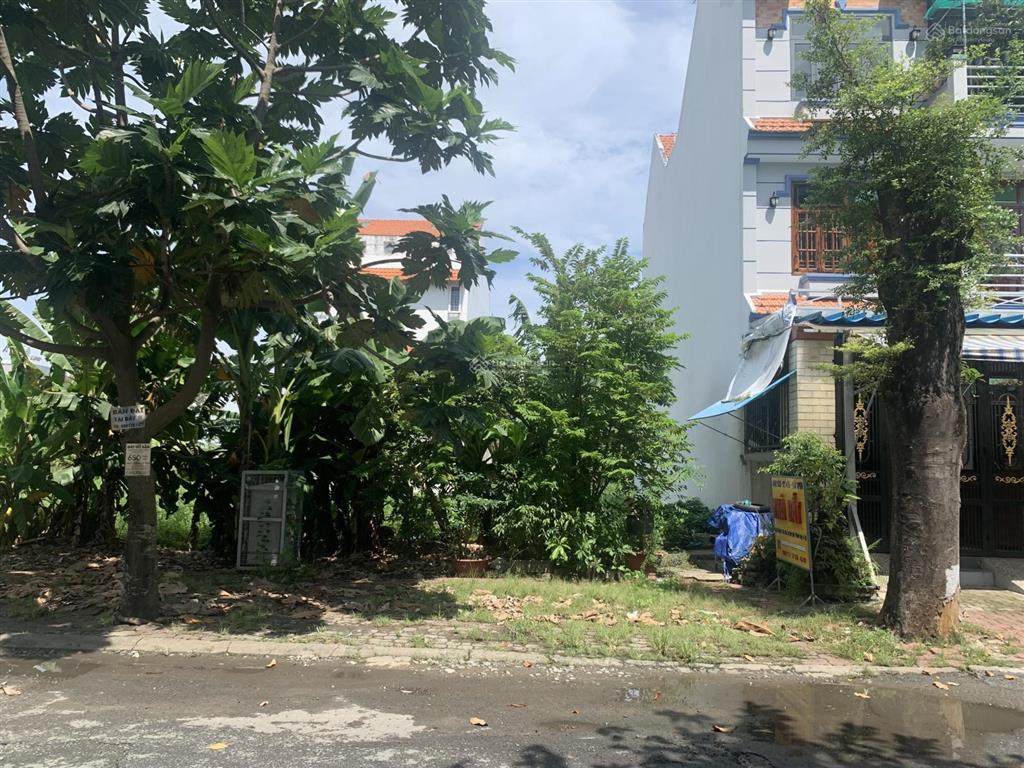 Bán nhà 6m x 20m kdc hưng phú quận 9, hướng đông nam, nhà đẹp mới xây, sổ hồng chính chủ.