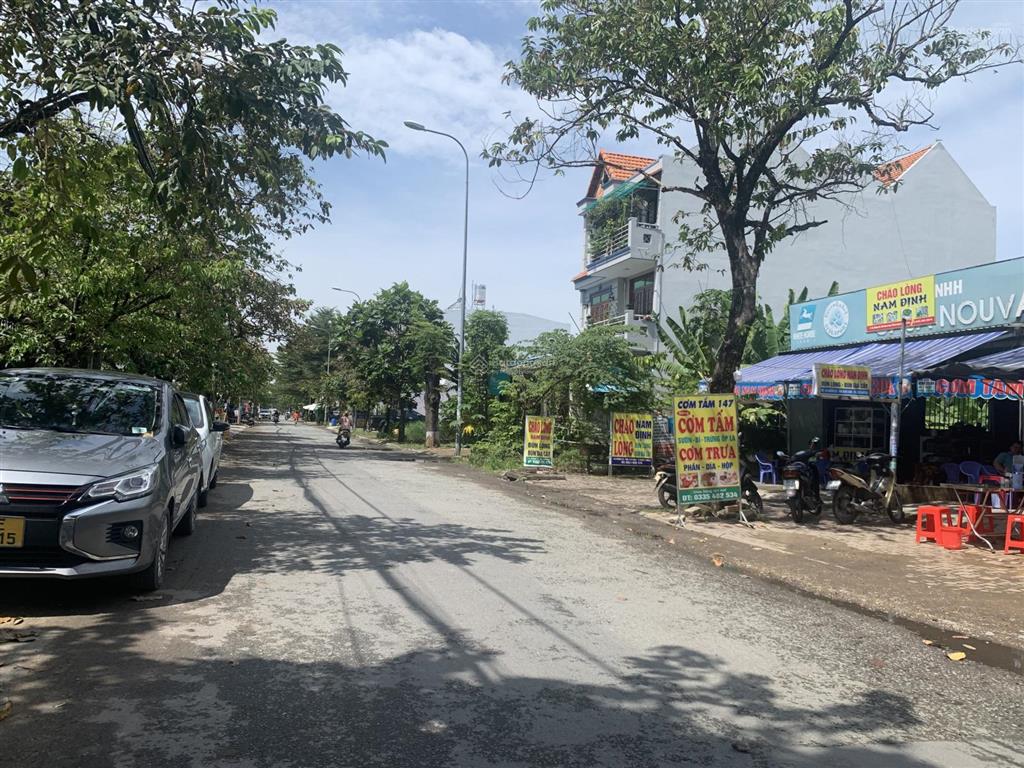 Cho thuê nhà nguyên căn kdc nam long tp. thủ đức