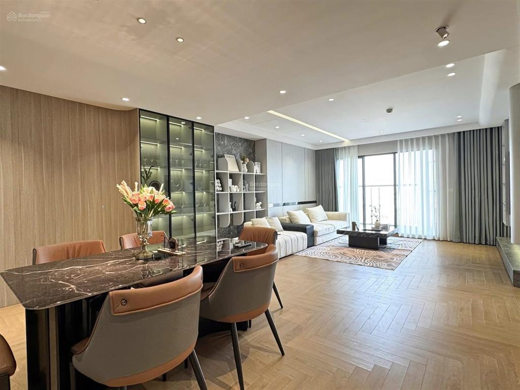 Bán cc tại pacific place, giá thỏa thuận, 222m2, 3pn, 2wc, full nội thất, phong thủy tốt
