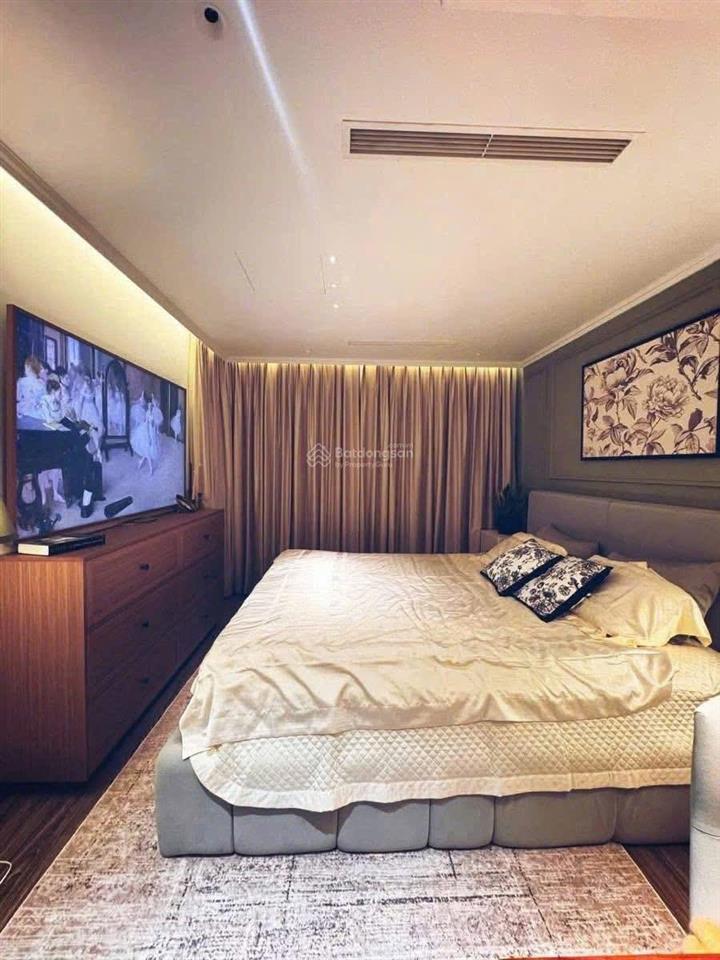 Bán căn hộ 3pn, 3wc, 220m2 tại 83b pacific place, trần hưng đạo, hoàn kiếm, hà nọio
