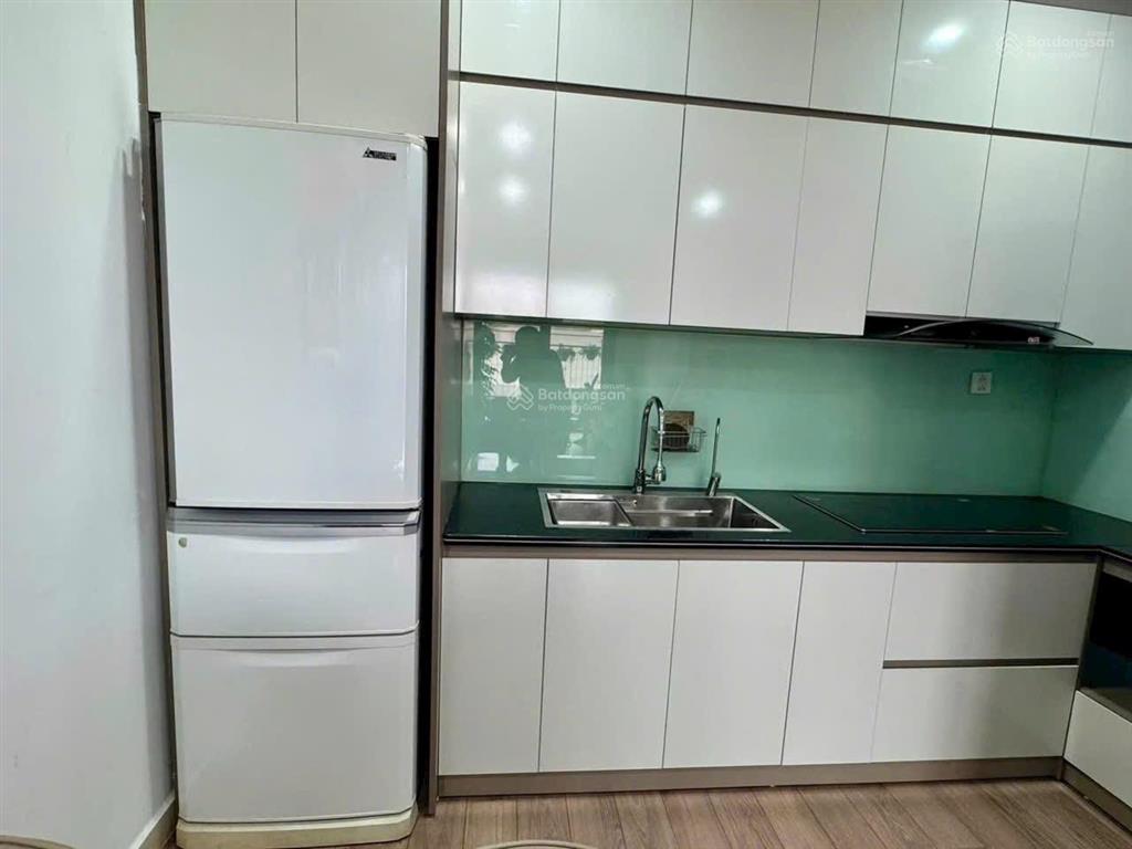 Bán cc vinhomes smart city giá tốt, 4,82 tỷ, 75m2, 3pn, 2wc, đông nam, tiện nghi đầy đủ