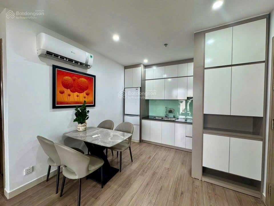 Bán cc vinhomes smart city giá tốt, 4,82 tỷ, 75m2, 3pn, 2wc, đông nam, tiện nghi đầy đủ