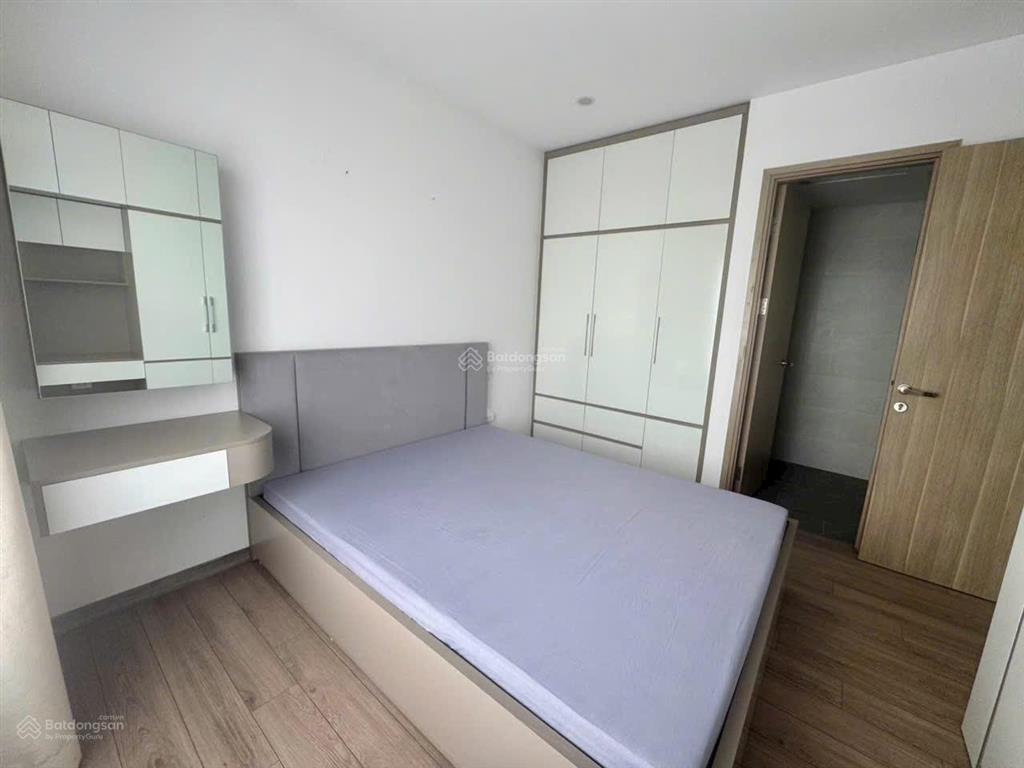 Bán cc vinhomes smart city giá tốt, 4,82 tỷ, 75m2, 3pn, 2wc, đông nam, tiện nghi đầy đủ
