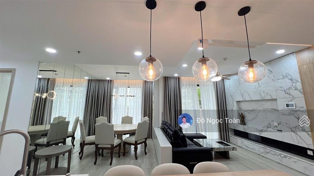 Cho thuê căn hộ 146m2, có sân vườn rộng lớn độc đáo tại masterise (lumiere)