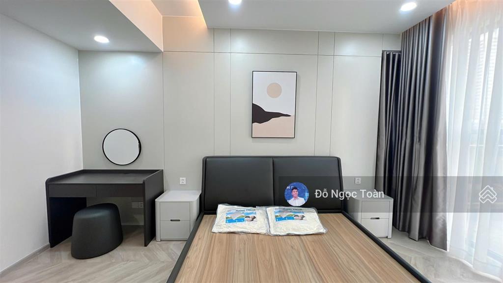 Cho thuê căn hộ 146m2, có sân vườn rộng lớn độc đáo tại masterise (lumiere)