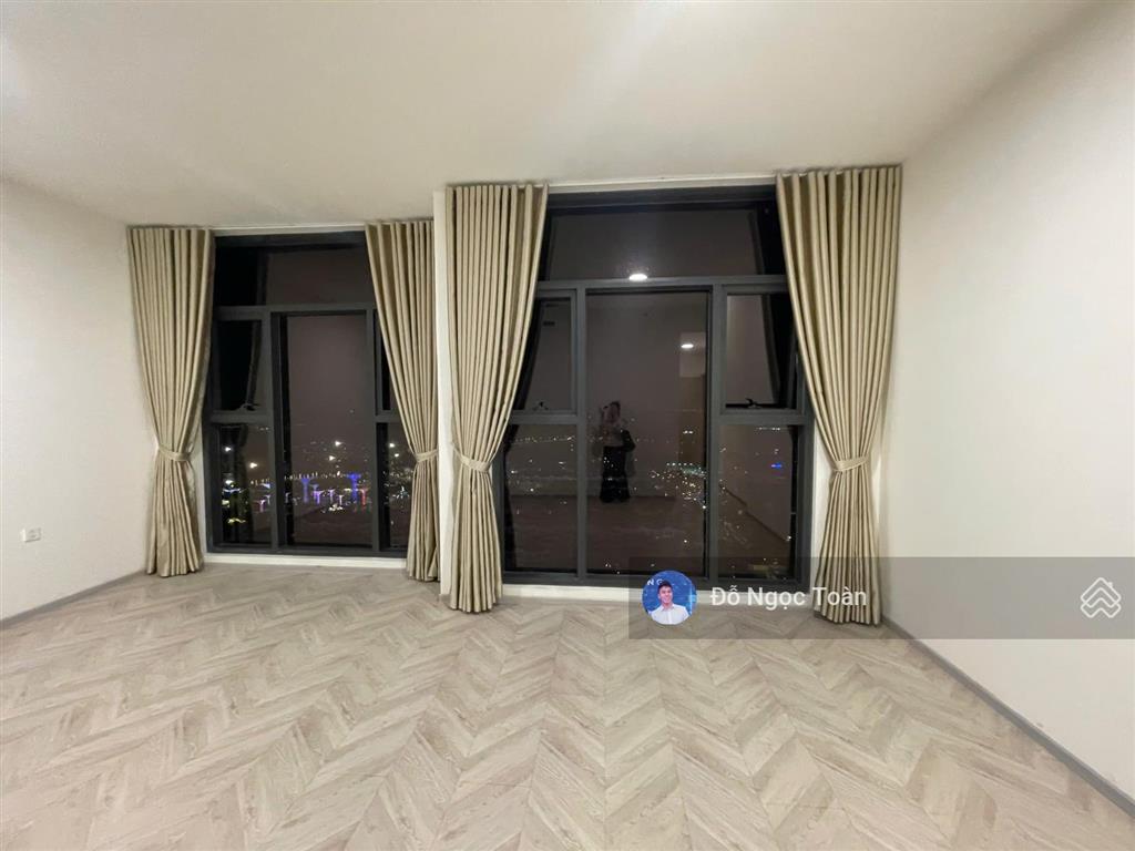 Siêu phẩm! cho thuê penthouse lumiere boulevard (masteri)  4pn  285m2  40tr/tháng