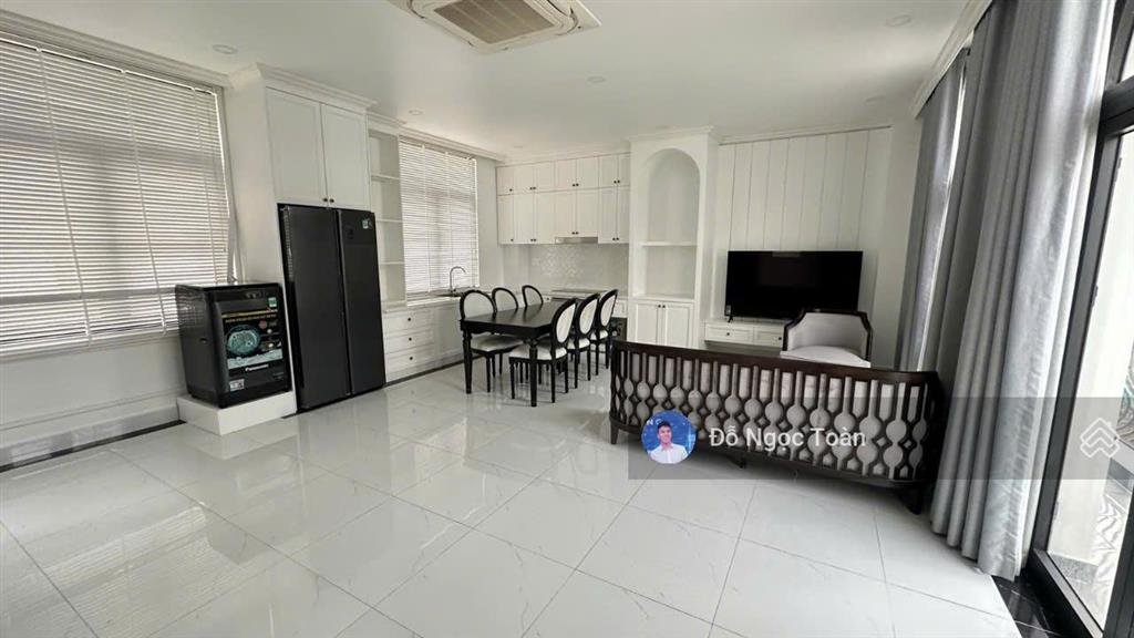 Cho thuê nhà phố full nội thất đẹp gần công viên 36ha tại vinhomes grand park.