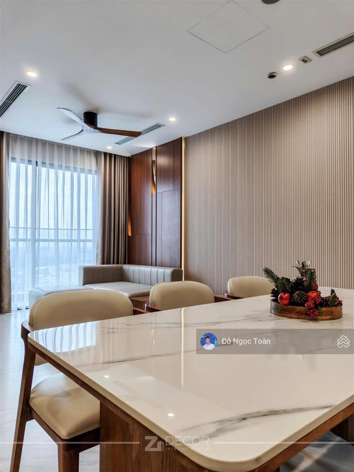 Siêu phẩm! cho thuê 3pn the beverly 100m2  nội thất cực kỳ cao cấp  view công viên 36ha siêu đẹp