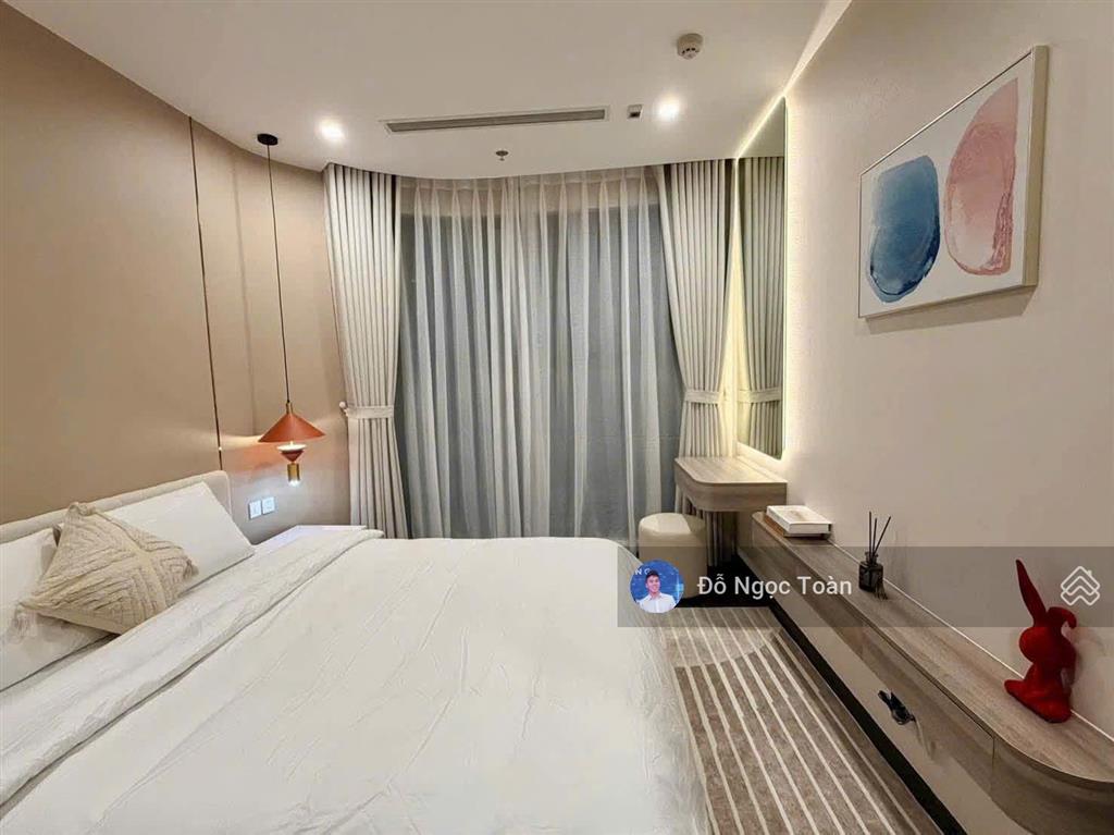Siêu phẩm! cho thuê 3pn the opus one  110m  nội thất cực kỳ cao cấp, sang trọng
