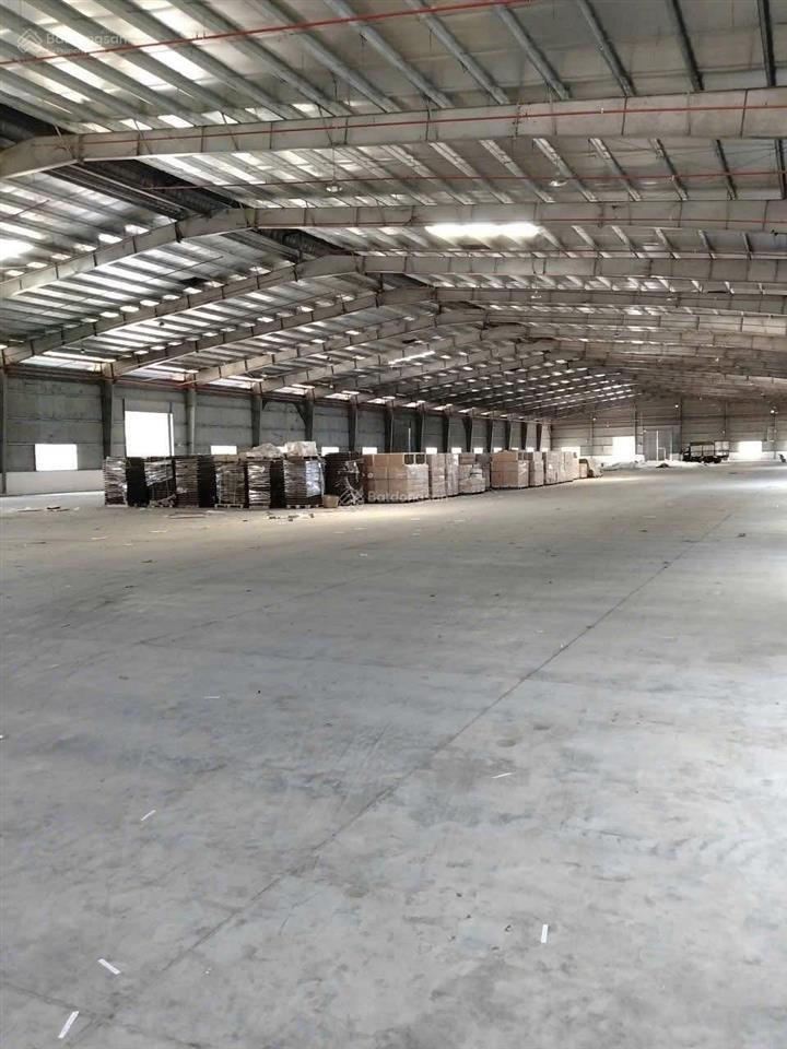 Xưởng mới xây dựng phú giáo giấy tờ đầy đủ pccc tự động sx nhiều ngành nghề. đường xe cont