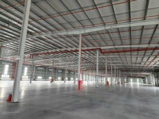 Xưởng trong kcn bàu bàng bàn giao ngay. dt 10000m2, có văn phòng hỗ trợ doanh nghiệp nước ngoài