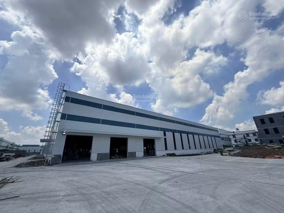 Xưởng trong khu công nghiệp 14000m², có văn phòng. sx đa ngành nghề kcn cho phép