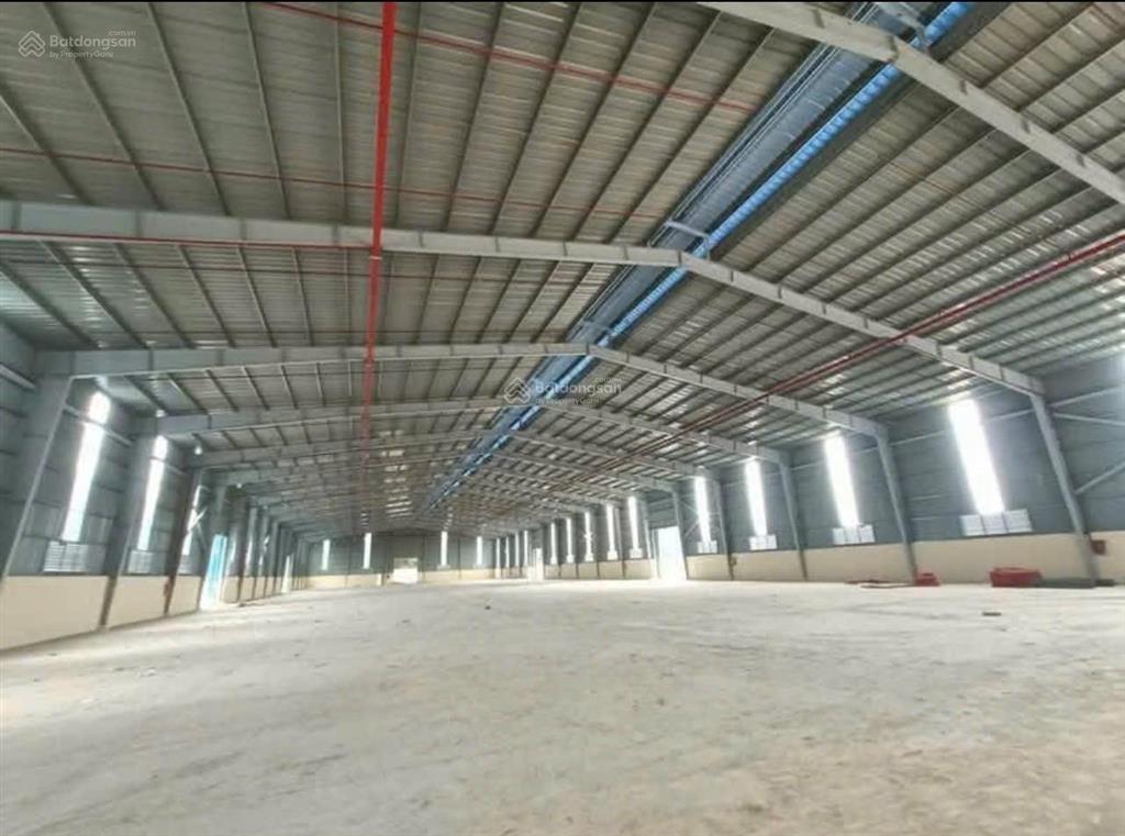 Xưởng trong kcn bàu bàng 3600m2. sx nhiều ngành nghề kcn cho phép, người nước ngoài đứng tên