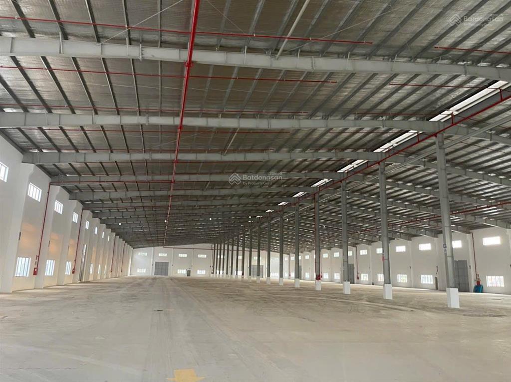 Xưởng phú giáo mới xây dựng 14400m2 vp 250m2, nhà ăn 100m2. pccc tự động nghiệm thu, đường cont