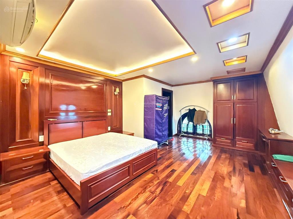 Căn biệt thự siêu phẩm lô góc lê hồng phong cần cho thuê giá tốt