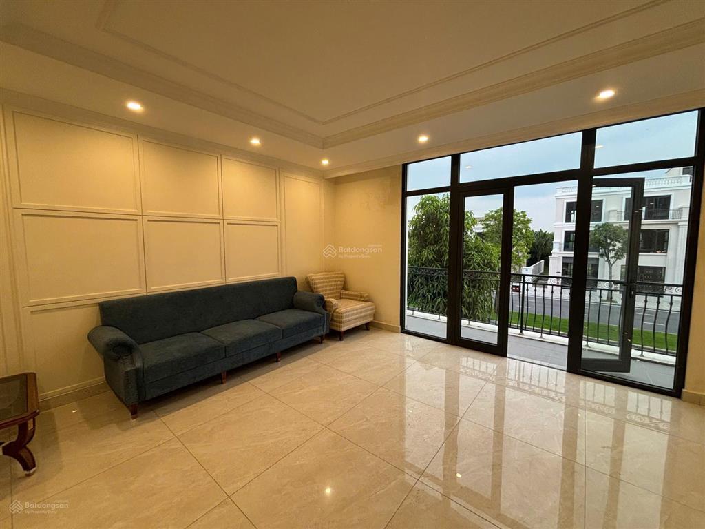Cho thuê cc mini tại vinhomes royal island, 6 triệu vnd, 45m2, 1pn, 1wc, đầy đủ nội thất