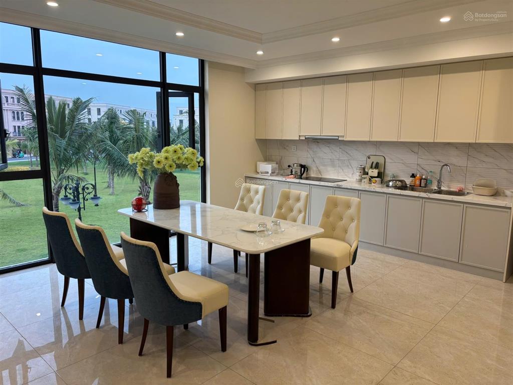 Cho thuê cc mini tại vinhomes royal island, 6 triệu vnd, 45m2, 1pn, 1wc, đầy đủ nội thất