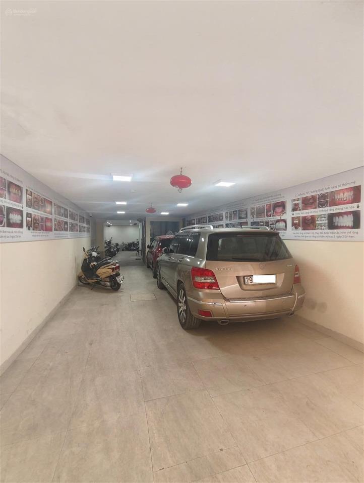 Bán gấp tòa văn phòng 9 tầng  có hầm khai thác vp ổn định  giáp đống đa  dt 110m2  chỉ 35.8 tỷ