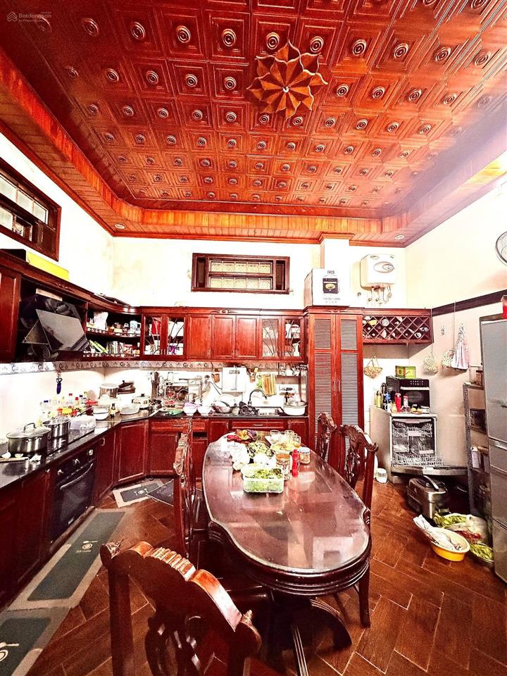 Bán nhà phân lô quân đội dt105m2  mt5m  5 tầng phố lê trọng tấn  giá 360tr/m2. ô tô, phân lô kd.