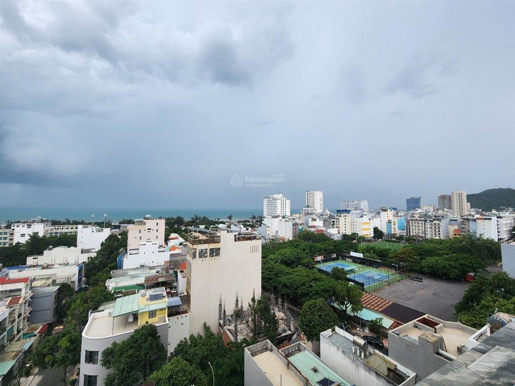 Chung cư osc land, cho thuê căn góc 1 phòng ngủ, cách biển bãi sau 300m. giá 5.5 tr