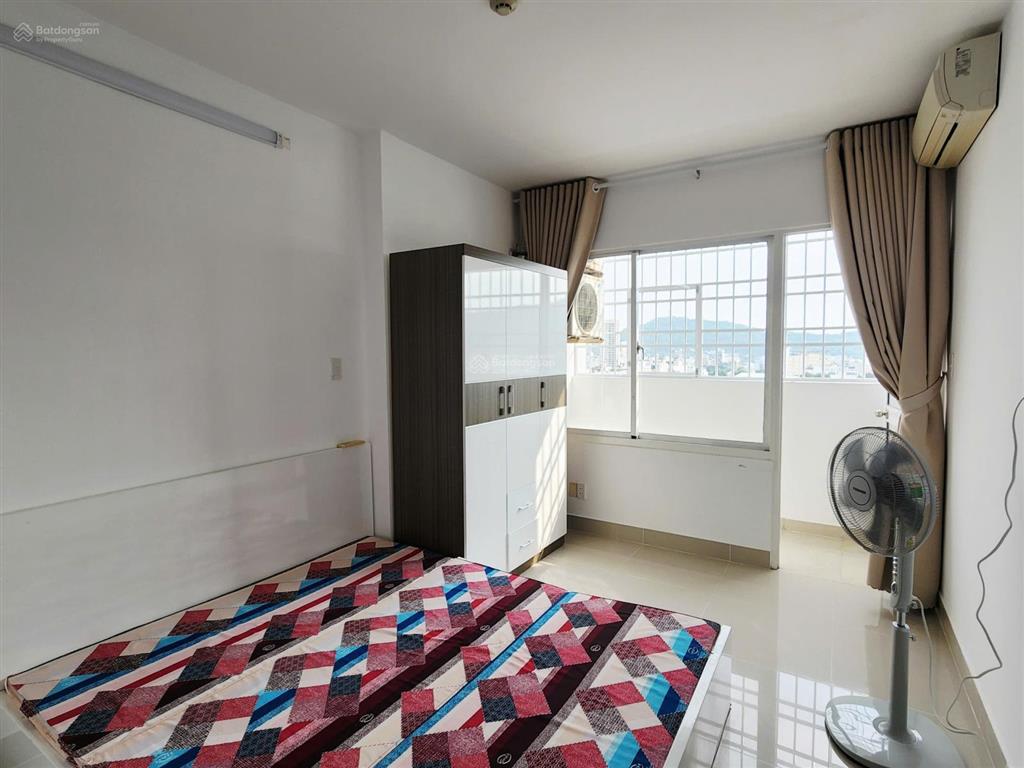 Chung cư osc land, cho thuê căn hộ 58m, 2 phòng ngủ, 2wc, ngay biển bãi sau. giá 7 trđ