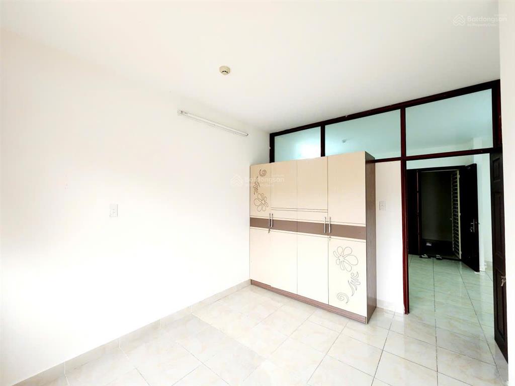 Chung cư osc land, cho thuê căn hộ 58m, 2 phòng ngủ, 2wc, ngay biển bãi sau. giá 5,5 trđ