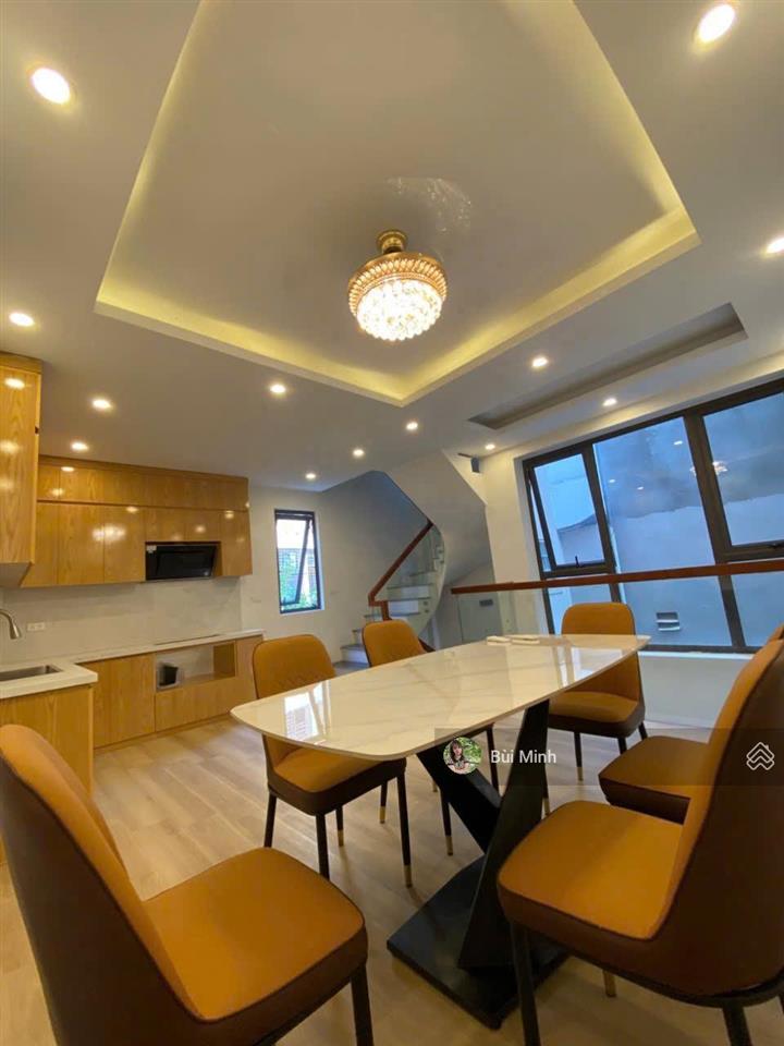 Cho thuê nhà nguyên căn 6 tầng full nội thất nguyễn văn cừ